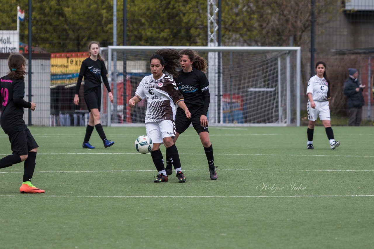 Bild 220 - B-Juniorinnen St.Pauli - C-Juniorinnen SV Steinhorst : Ergebnis: 1:2